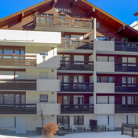 Imperial-4 By Interhome Daire